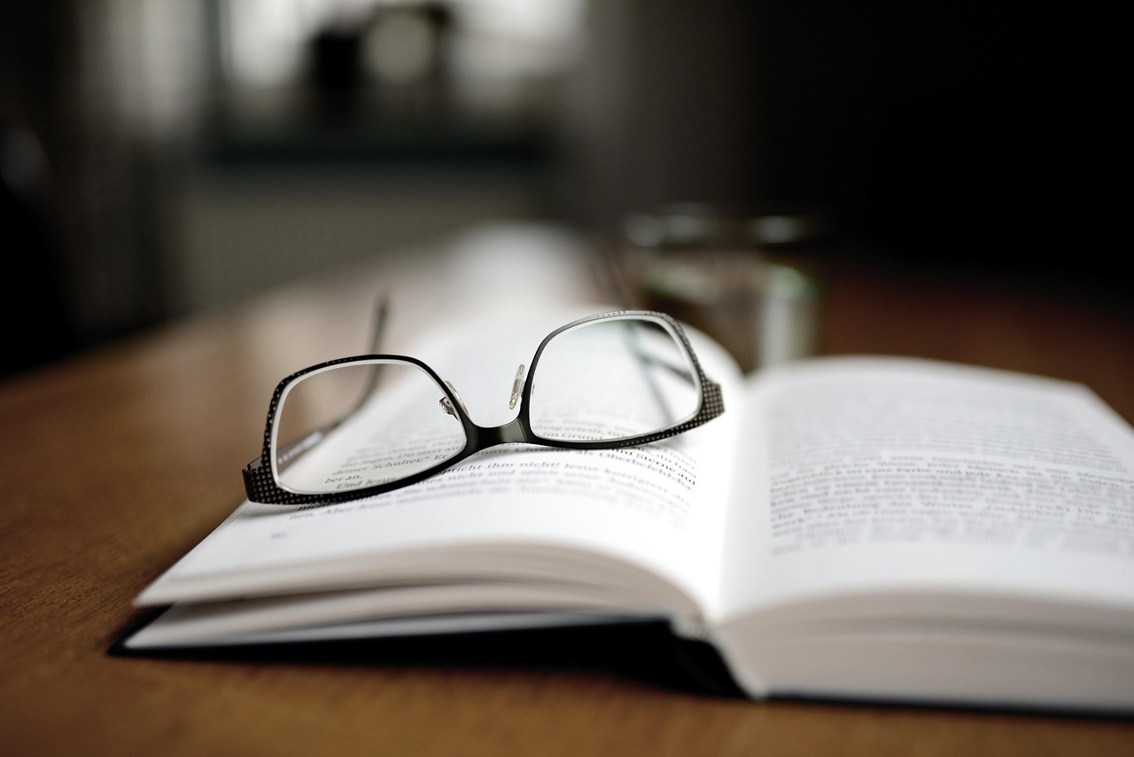 The Case for the Physical Book: Notes on Reading as a Bodily Experience